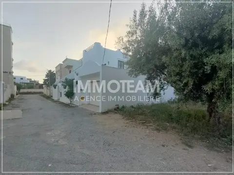 𝘼 𝙑𝙀𝙉𝘿𝙍𝙀 Terrain situé à Mrezga