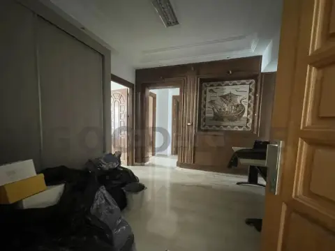 A Vendre Bureau au Lac 1