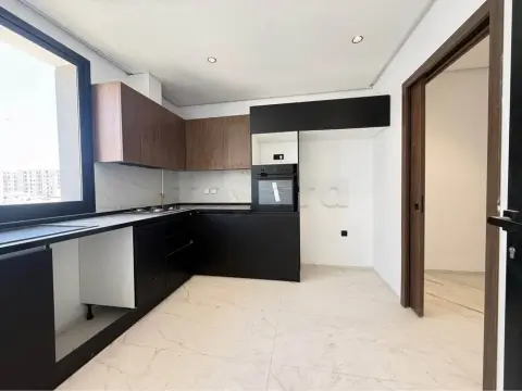 🏡✨ À Vendre – Appartement S+2 à Ain Zaghouan / La Nouvelle Soukra ✨🏡