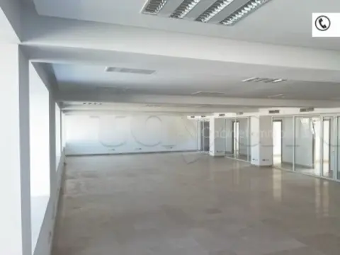 Location Showrooms à l'entrée de la Z.I Chotrana