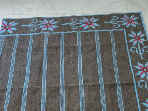 A vendre couverture tunisienne traditionnelle