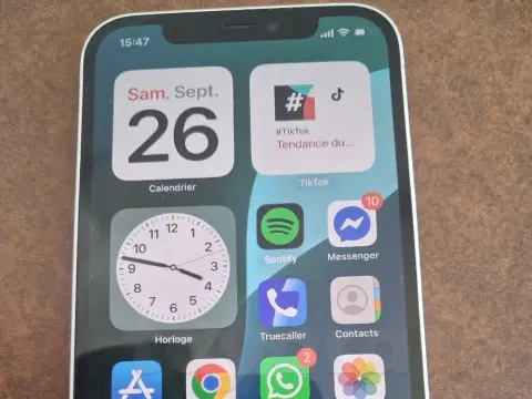 iPhone 12