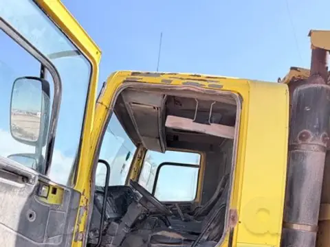 camion DAF - 6/4
