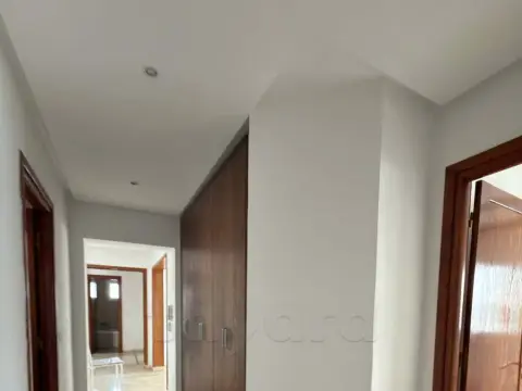 Étage de villa ain ZAGHOUAN près de mongi slim