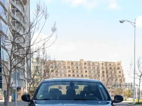 BMW Série 3 E90  318 i 2.0L