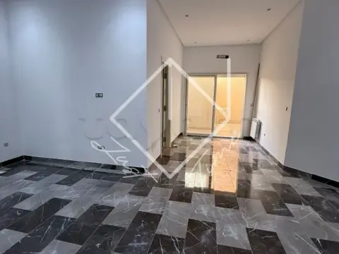 Appartement S+2 à louer à usage bureautique à ariana centre