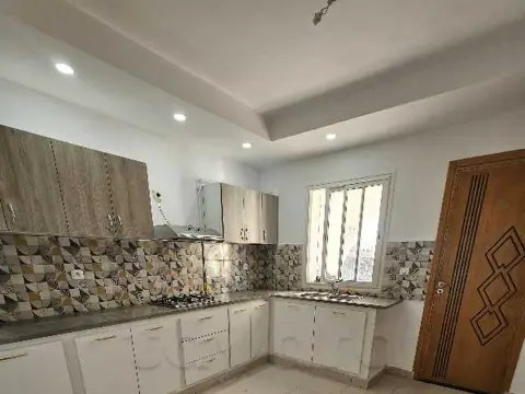 appartement s4 ain zaghouan nord