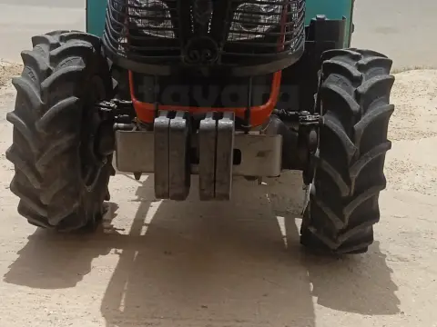 Tafe fruitier 6515 double pont turbo 67 chevaux