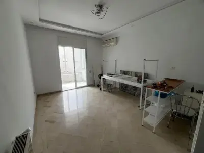 📍RIADH ANDALOUS : APPARTEMENT S+1 A LOUER