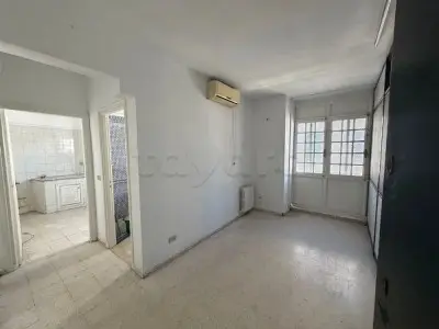 📍 RUE DE LONDRES – TUNIS- APPARTEMENT S+2 À LOUER À usage habitation meublée ou bureautique