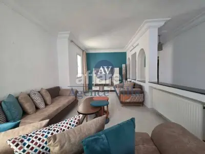À LOUER TRIPLEX S+4 MEUBLÉ À LA MARSA
