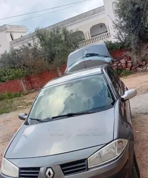 MEGANE 2 . BOITE 6 SIÉMENS .TEL 97179447
