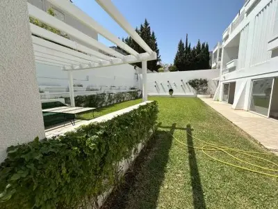 Magnifique villa avec trois niveaux i à menzah 9