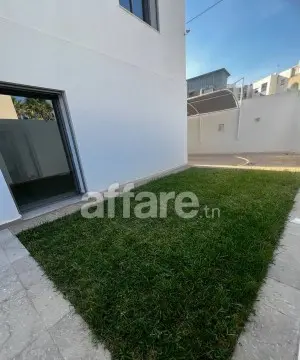 RIADH EL ANDALOUS TRIPLEX S+4 DE HAUT STANDING À LOUER