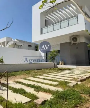 A louer une villa spacieuse à Ain Zaghouan