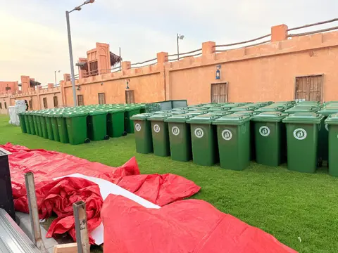 Good Quality Trash Bin 240 ltr with wheel