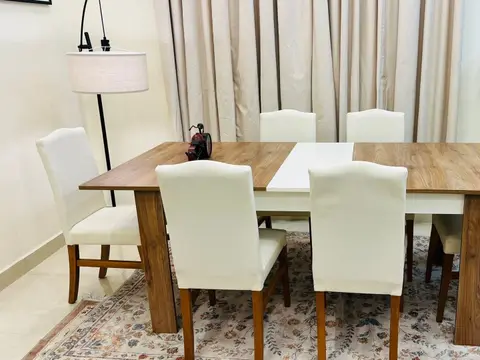 Dining table with 6 chair brand new