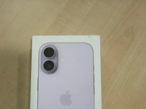 Iphone 17 / 512 GB / BoX / Lavendor