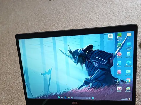: 💻 لابتوب Dell Latitude 3410 بحالة ممتازة للبيع!