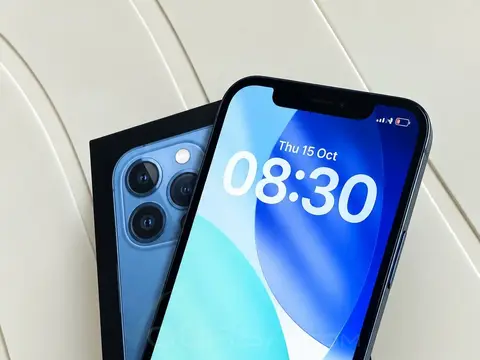 12 Pro 128GB. Battri94