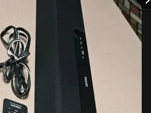 Barre de son Philips Stéréo en très bonne qualité