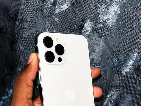 iPhone 12 Pro Max