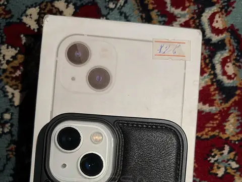 iPhone 13