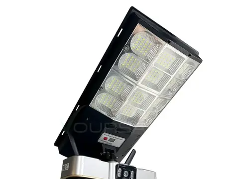 Projecteur avec 3 lens camera