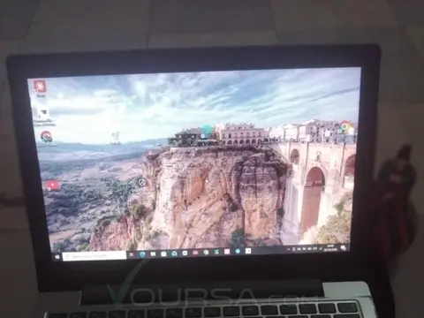Un pc lonovo