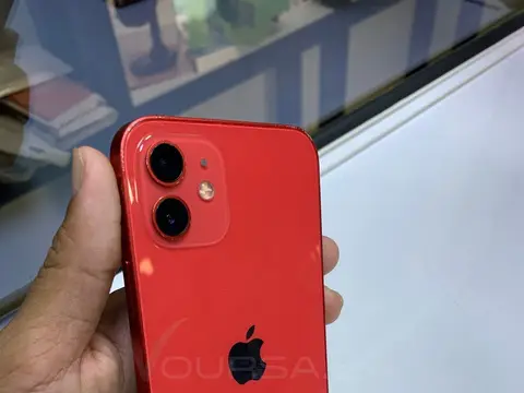 آيفون 12