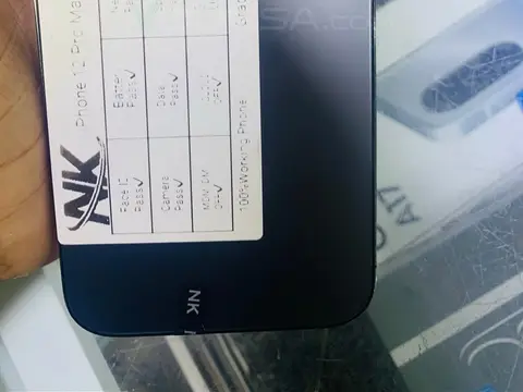 آيفون 12 بروماكس