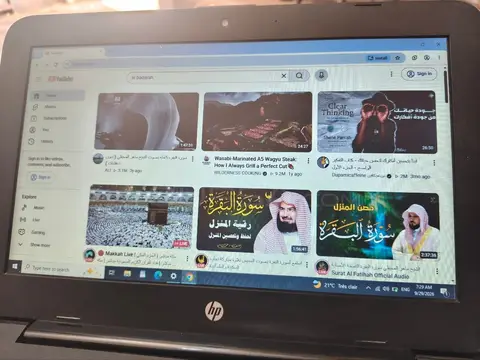 جهاز لابتوب مناسب للطلاب والدراسة
