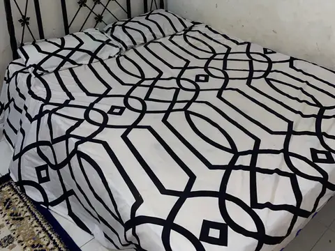 سرير مكانين