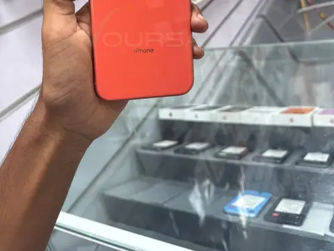 iPhone XR