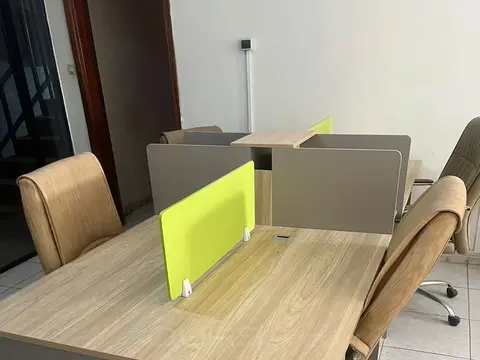 مكتب 4 اشخاص