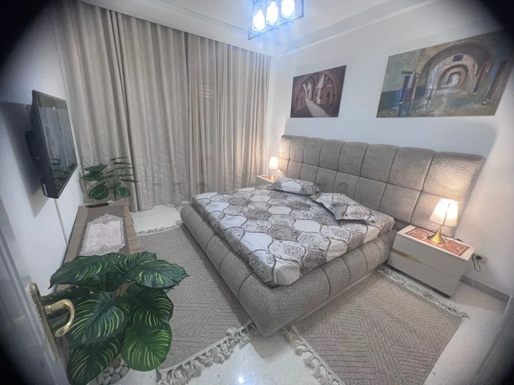 appartement s4 meublé ennasr à Cité Ennasr 2, Ariana — photo 1