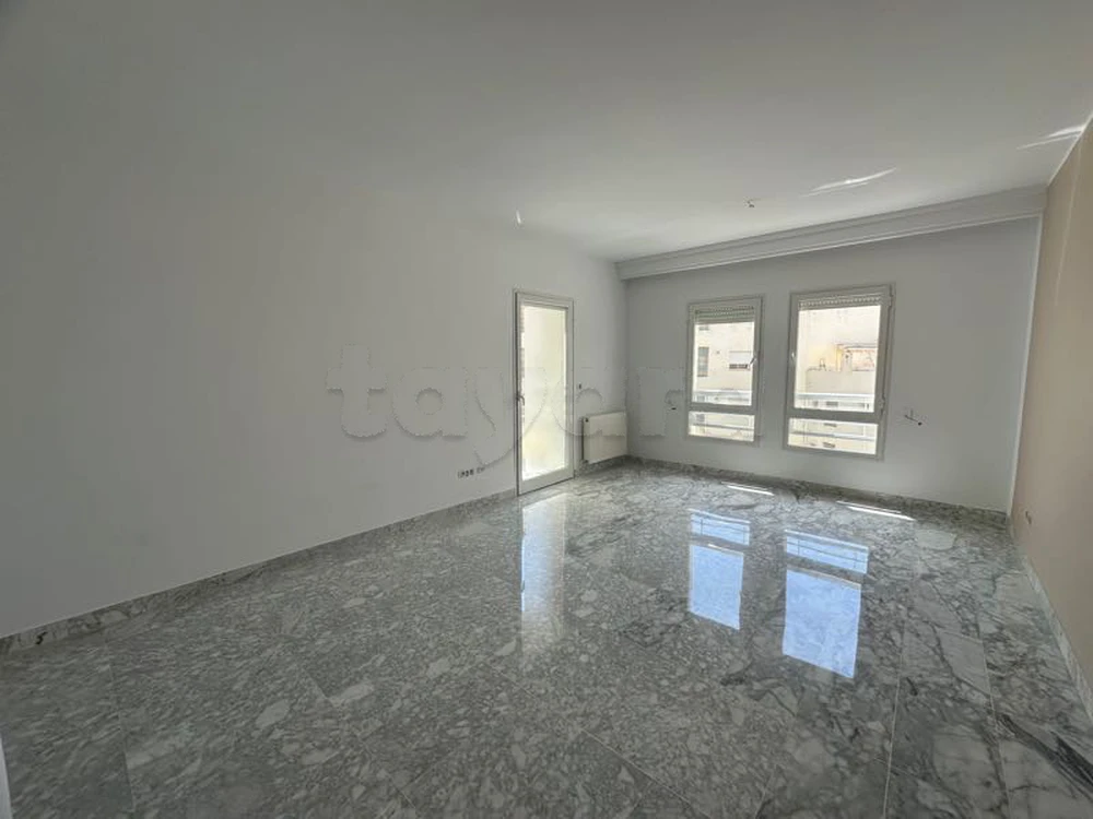 appartement S4 les berges du lac 2 à Lac 2, Tunis — photo 1