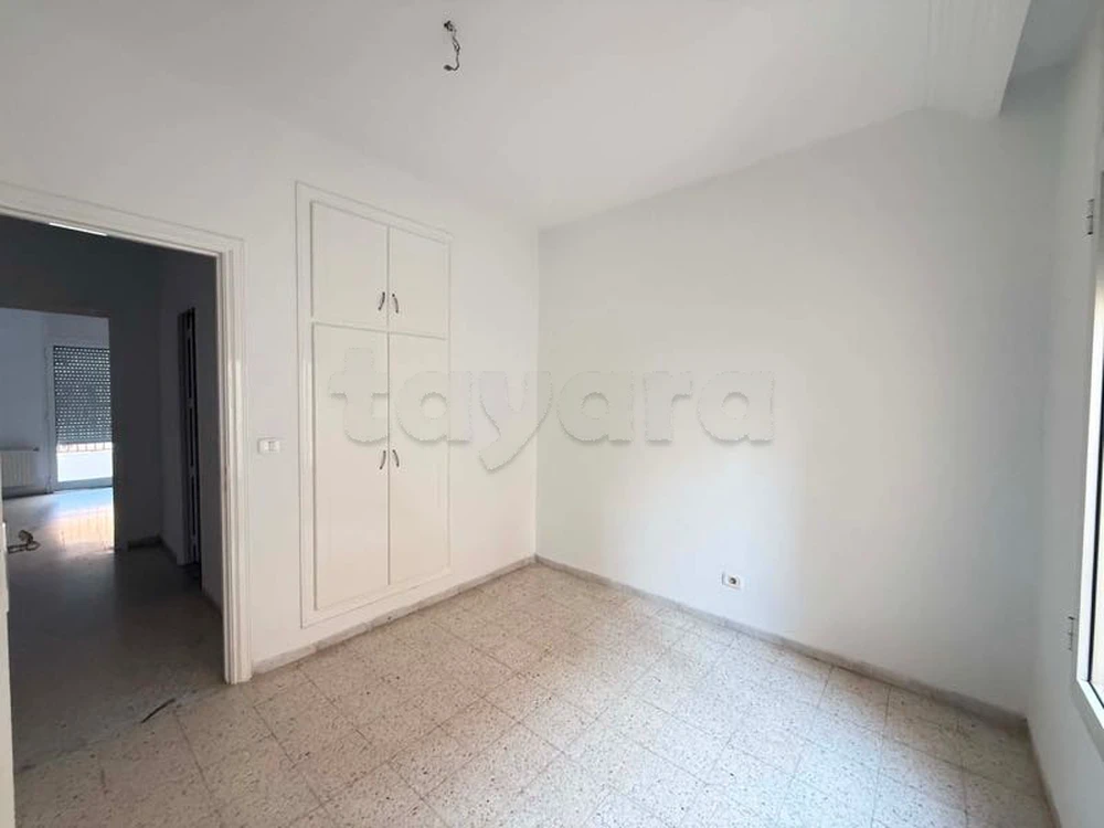 appartement S3 à cité wahat à L Aouina, Tunis — photo 1