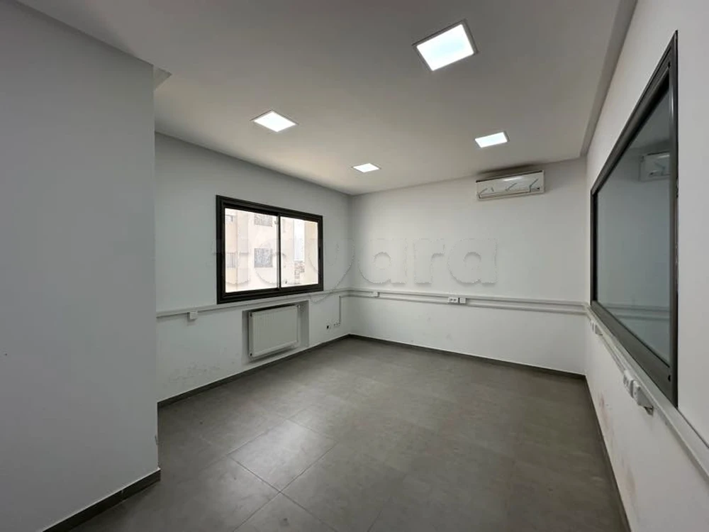 Bureau A2 à cité wahat à L Aouina, Tunis — photo 2