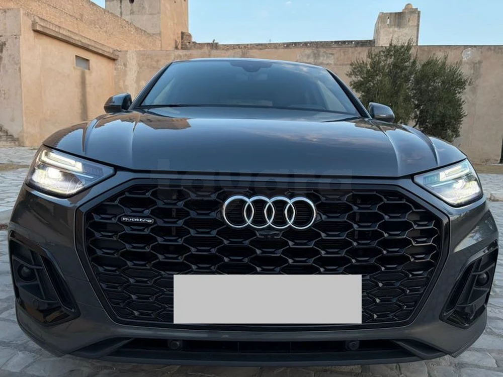 Audi q5 sportback kit sline à Sousse Jawhara, Sousse — photo 2