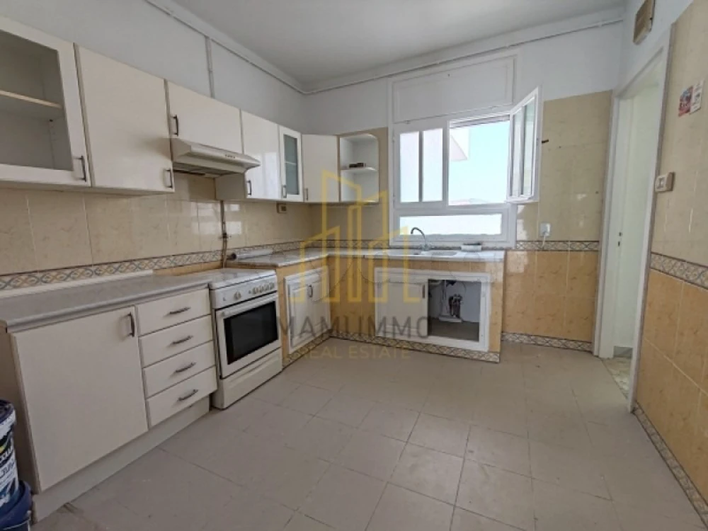 A louer un appartement S+3 | Ennasr 1 à Tunis, Tunis — photo 5