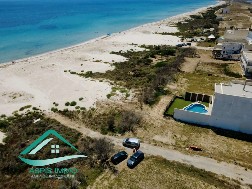 Terrain d'habitation 500 m² pieds dans l'eau plage Dherwa Kelibia à Kélibia, Nabeul — photo 3