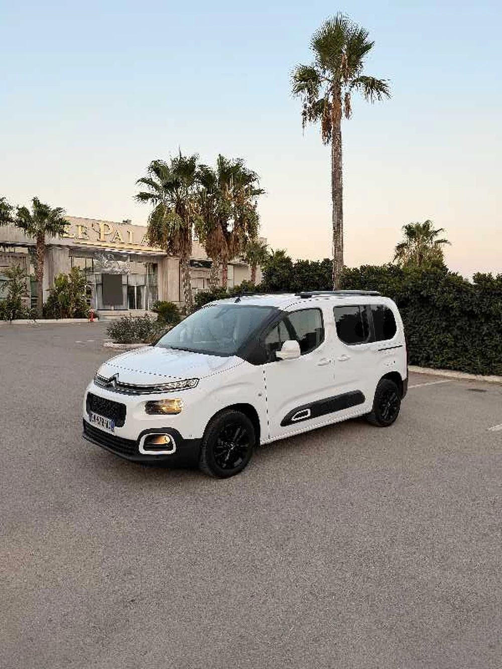 Citroën berlingo K9 5 places multispace à Akouda, Sousse — photo 1