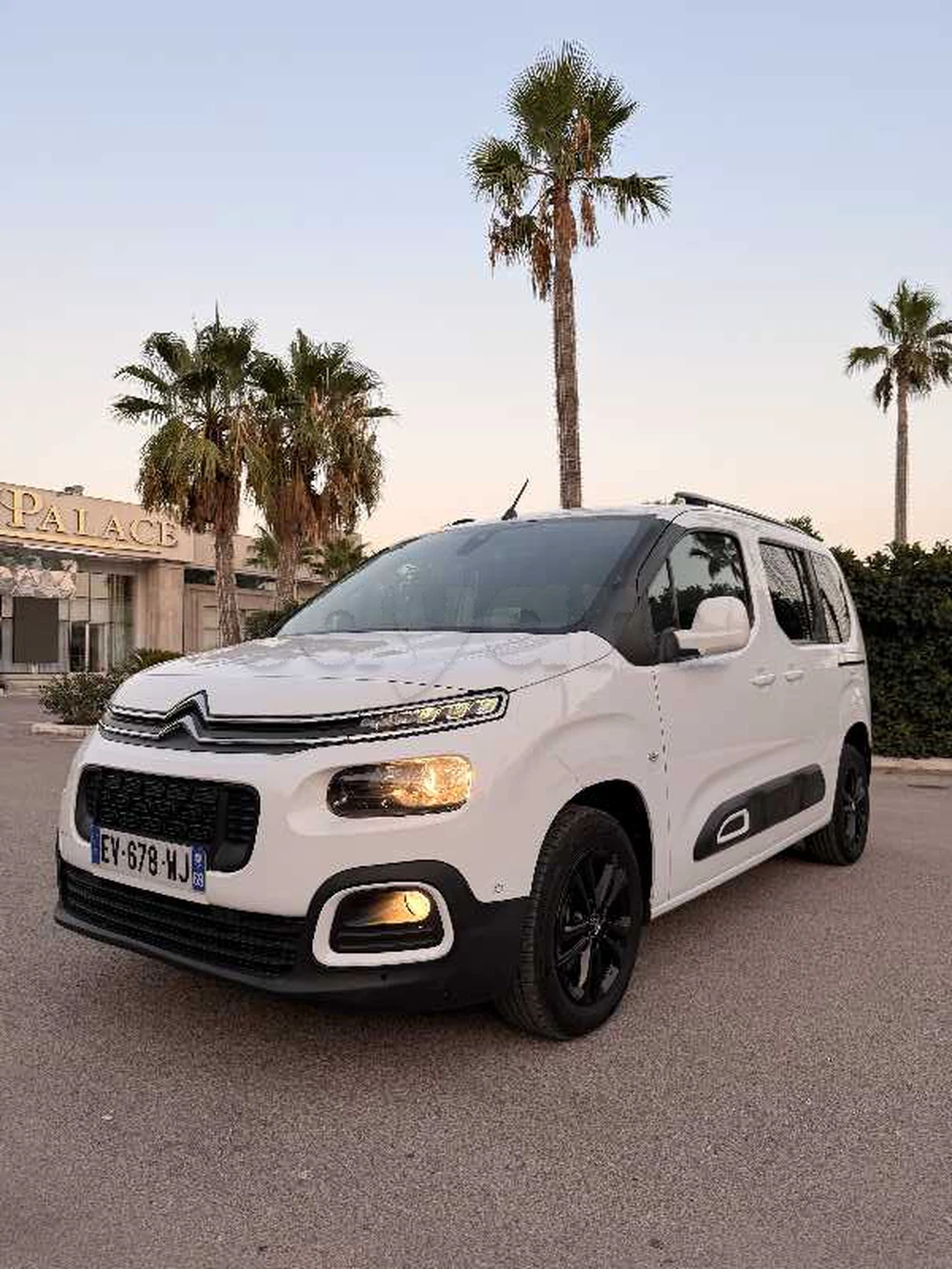 Citroën berlingo K9 5 places multispace à Akouda, Sousse — photo 3