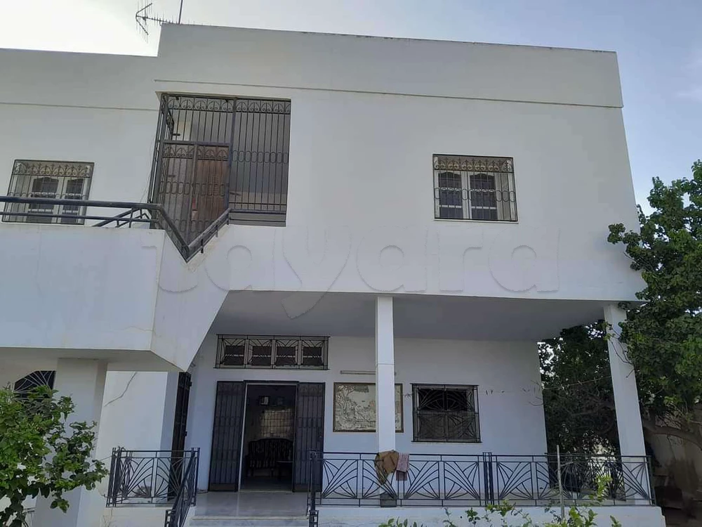 A vendre une villa avec deux étages route Mahdia KM 5 à Route Mehdia, Sfax — photo 5
