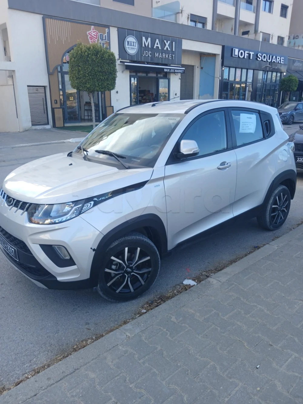 Mahindra à Tunis, Tunis — photo 3