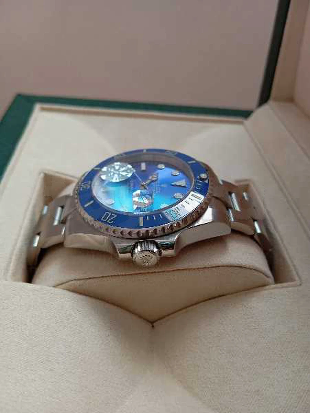 Rolex submariner mouvement automatique jamais utilisé à Ben Arous, Ben Arous — photo 2
