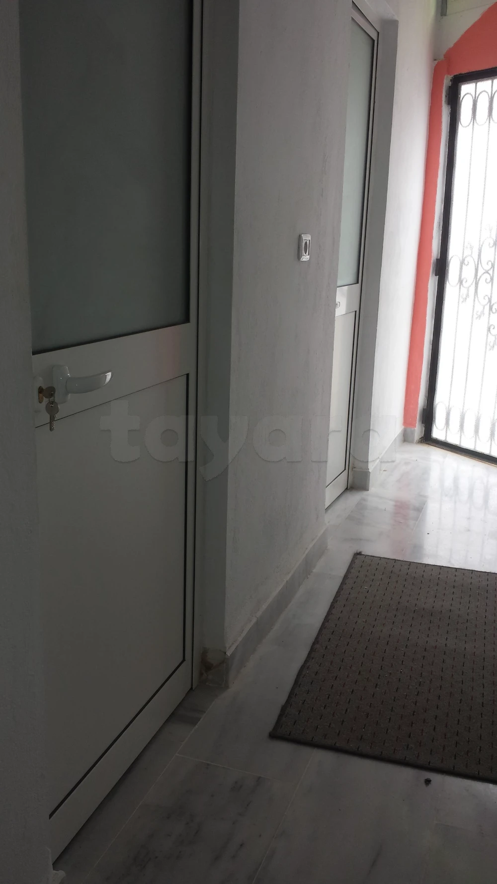 LOCATION studio meublé PAR JOUR à MOUROUJ1 - Couple non marié interdit ! à Tunis, Tunis — photo 4