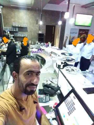 a la recherche d'un emploi à Tunis, Tunis — photo 1