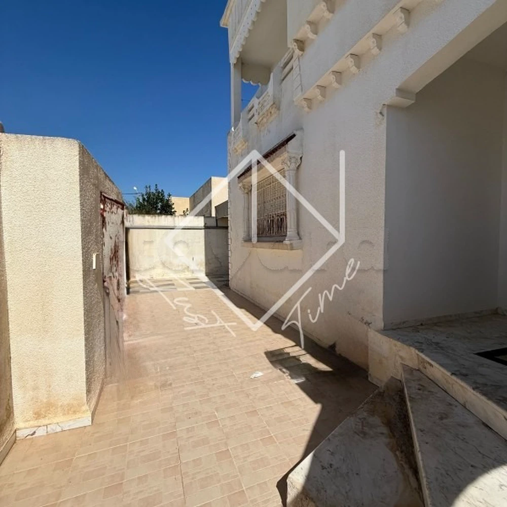 Villa en s+3 à louer à cité enkhilette à Raoued, Ariana — photo 2